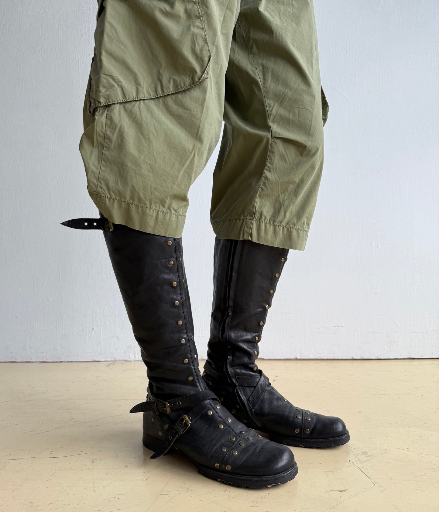 Studs Leather Boots