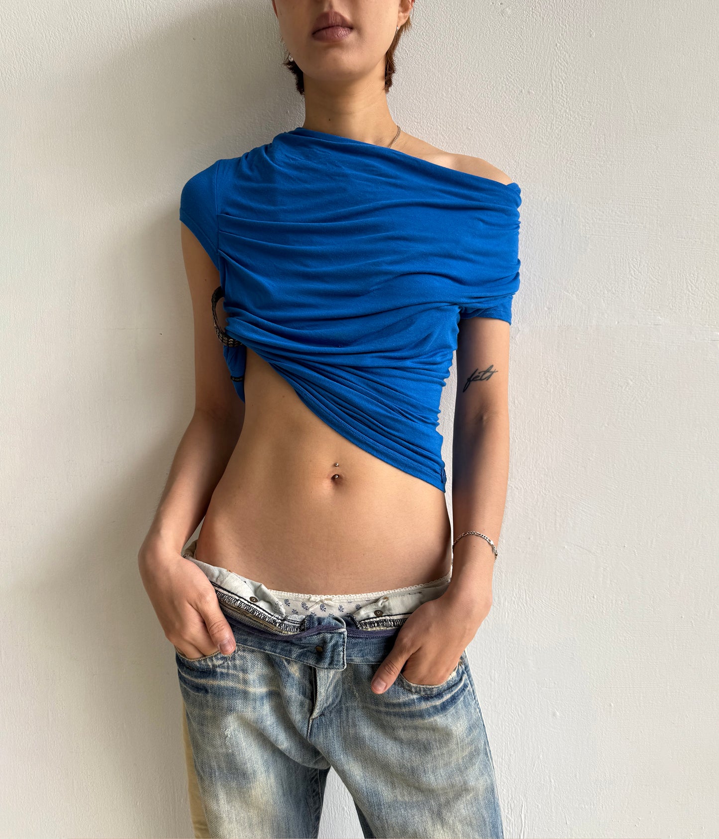 blue top