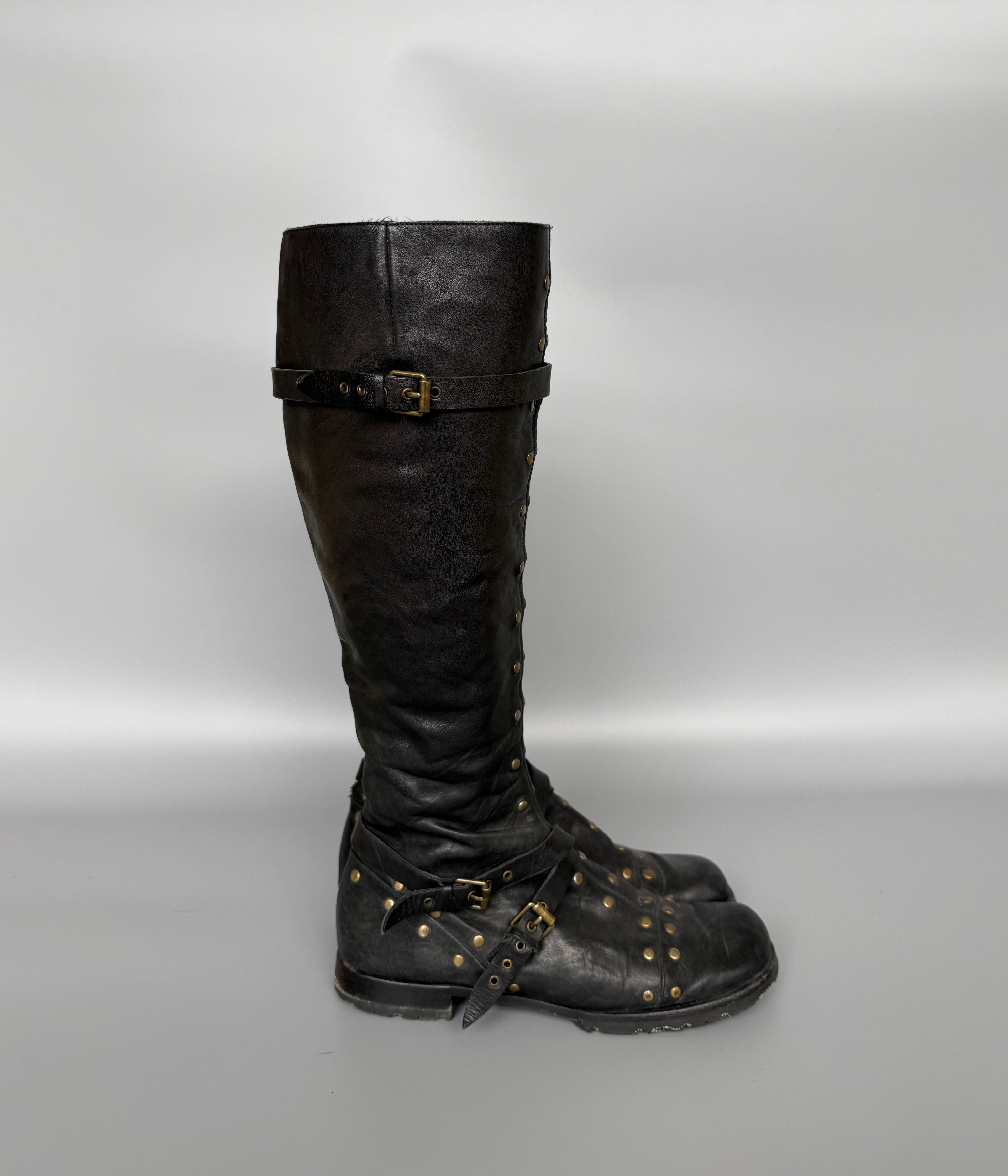 Studs Leather Boots