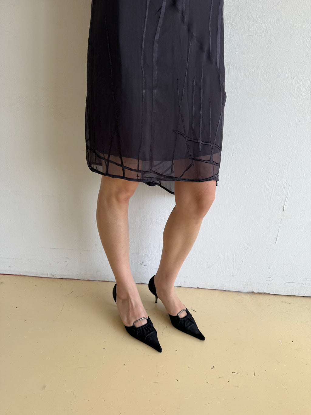 Black Pointed Pumps