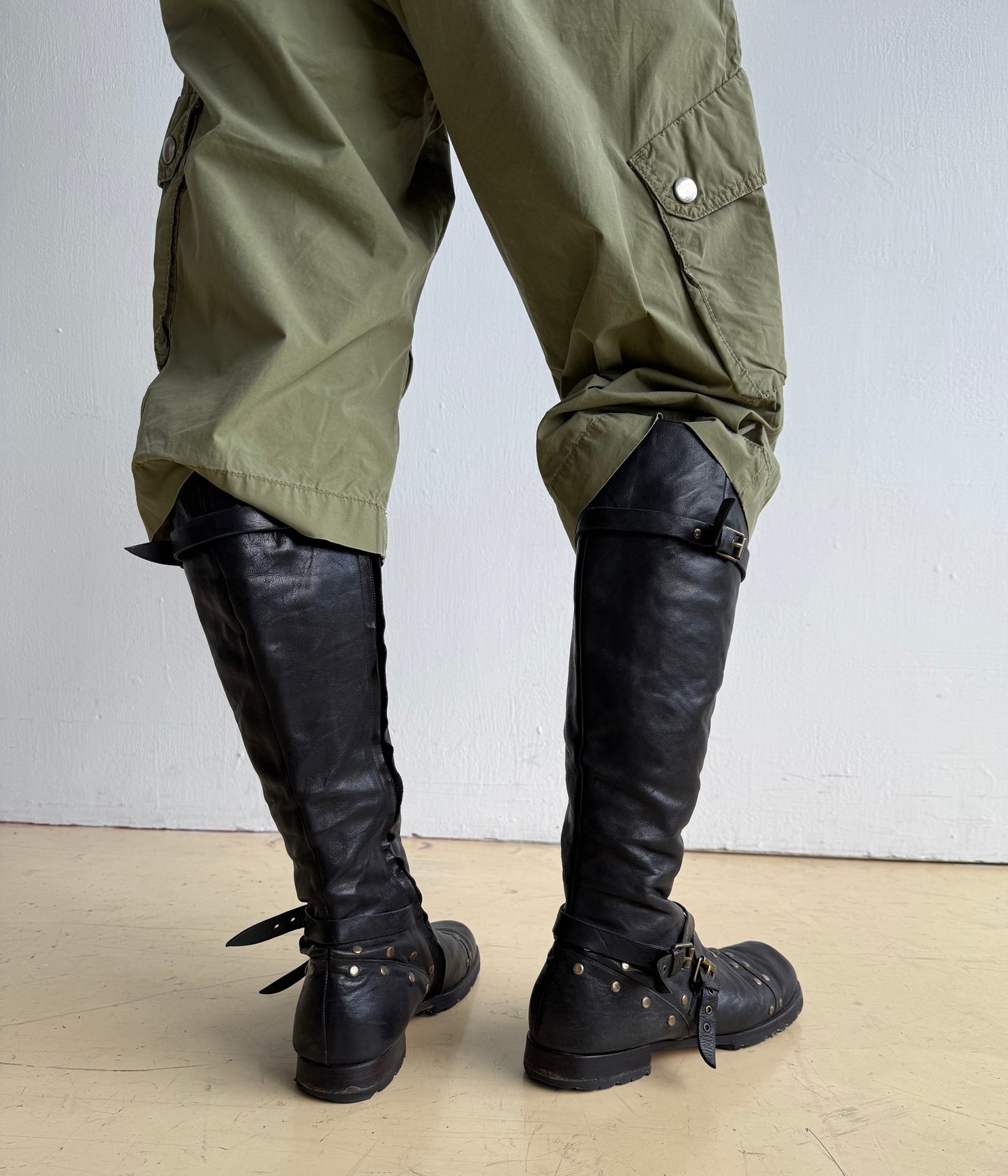 Studs Leather Boots