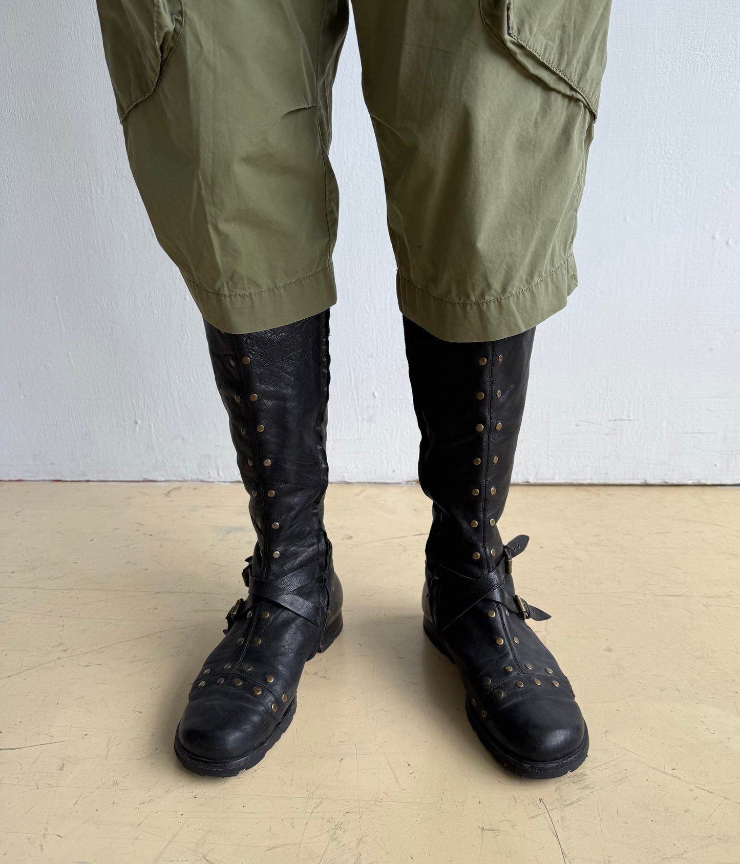 Studs Leather Boots