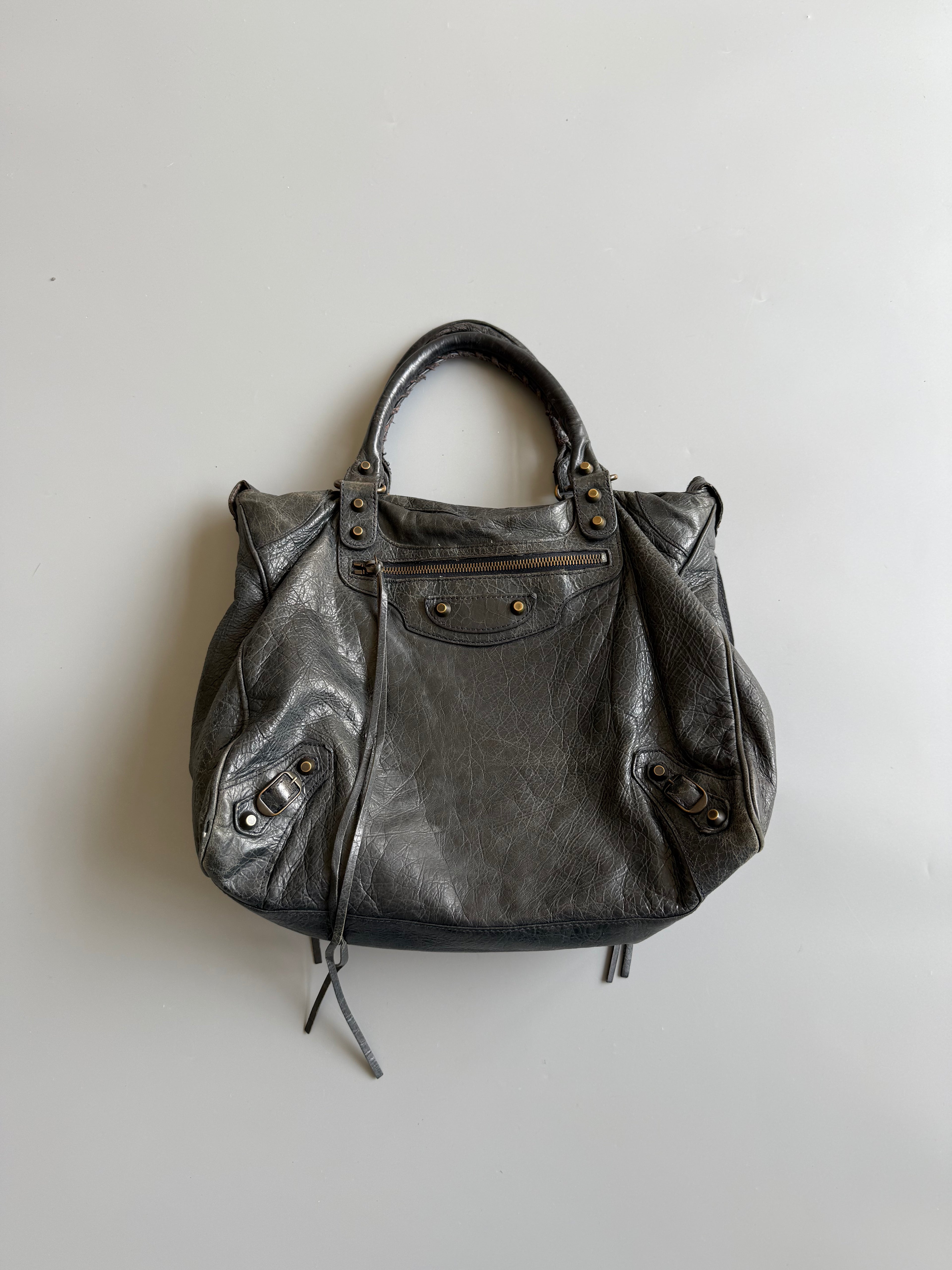 Balenciaga Veo Leather Bag