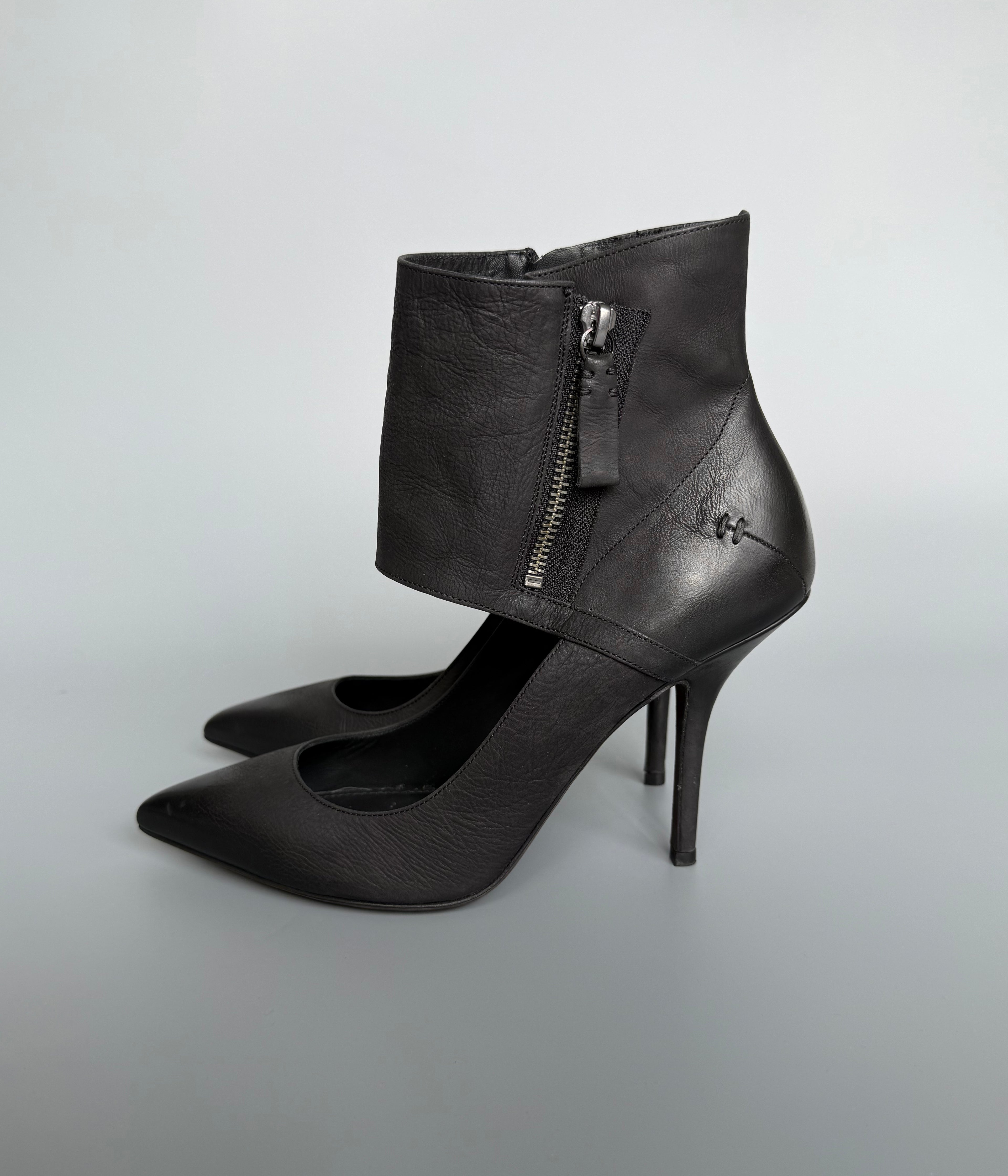 Vera Wang Leather Ankle Heels