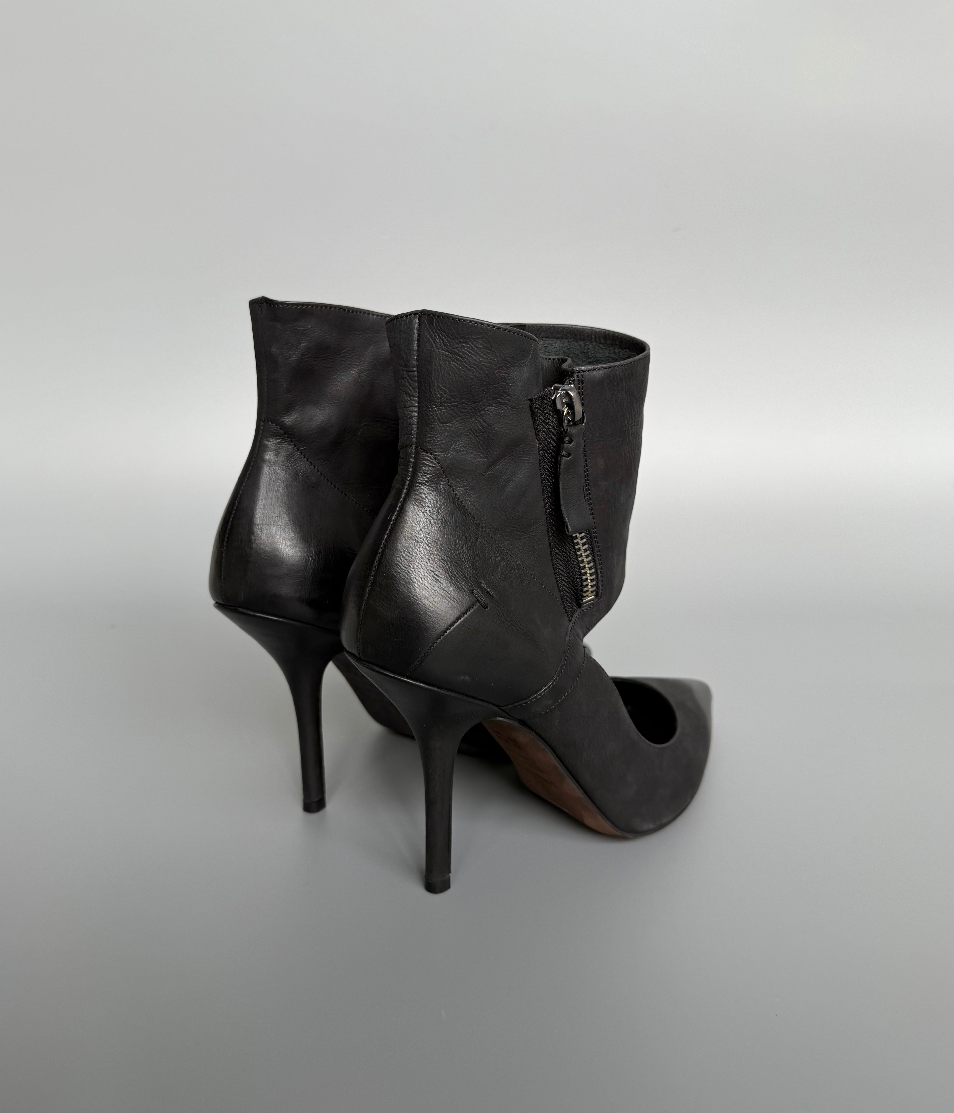 Vera Wang Leather Ankle Heels