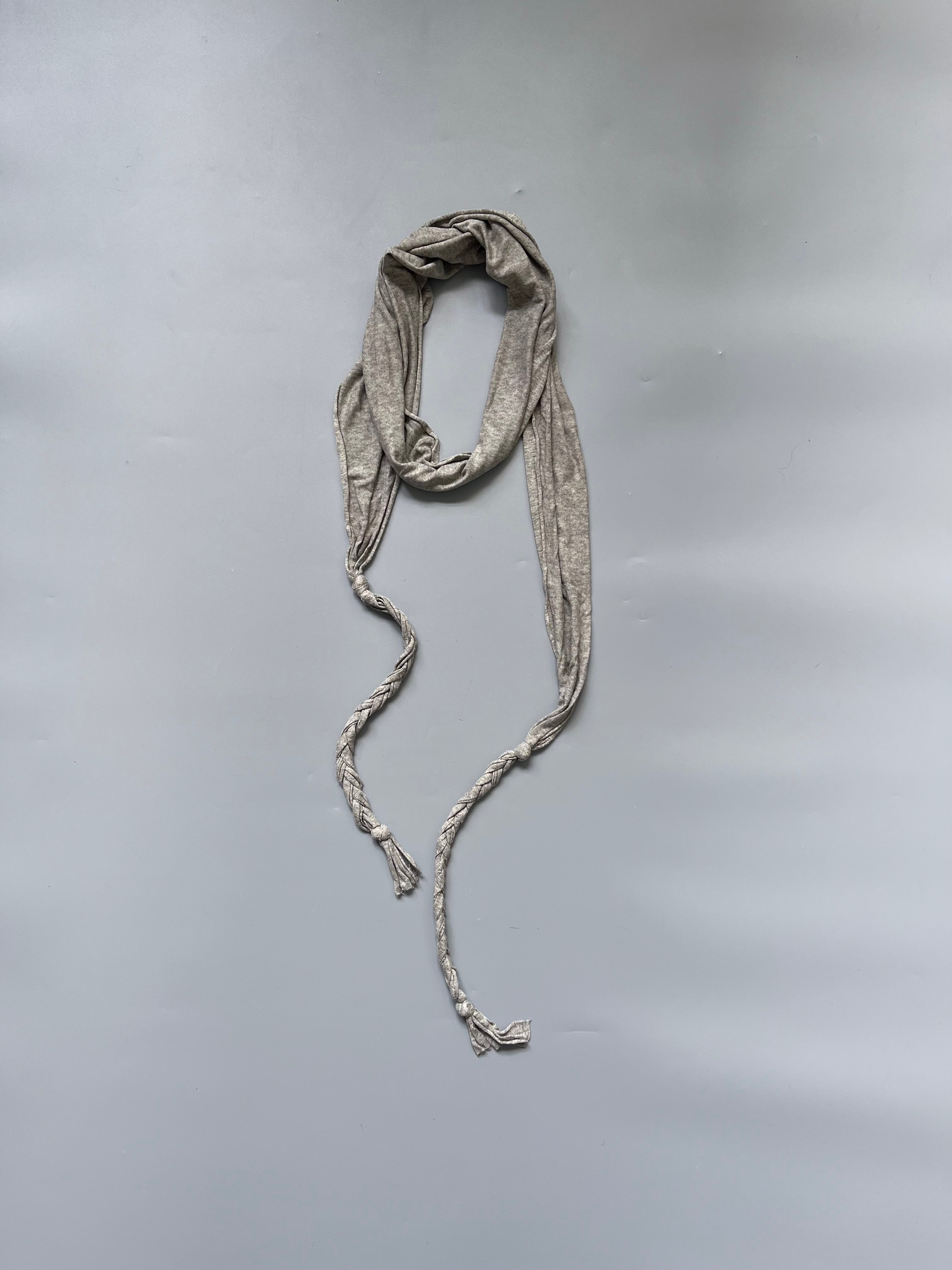 CELYN b Grey Cotton Top w. Scarf