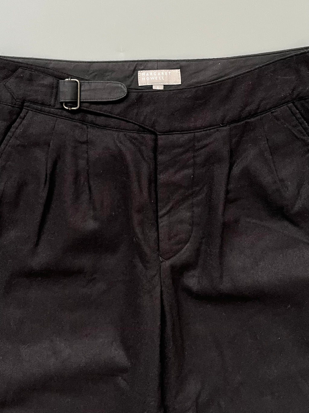 Margret Howell Black Wool Knee Length Shorts